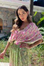 Vestido em jacquard de lurex e Paetê