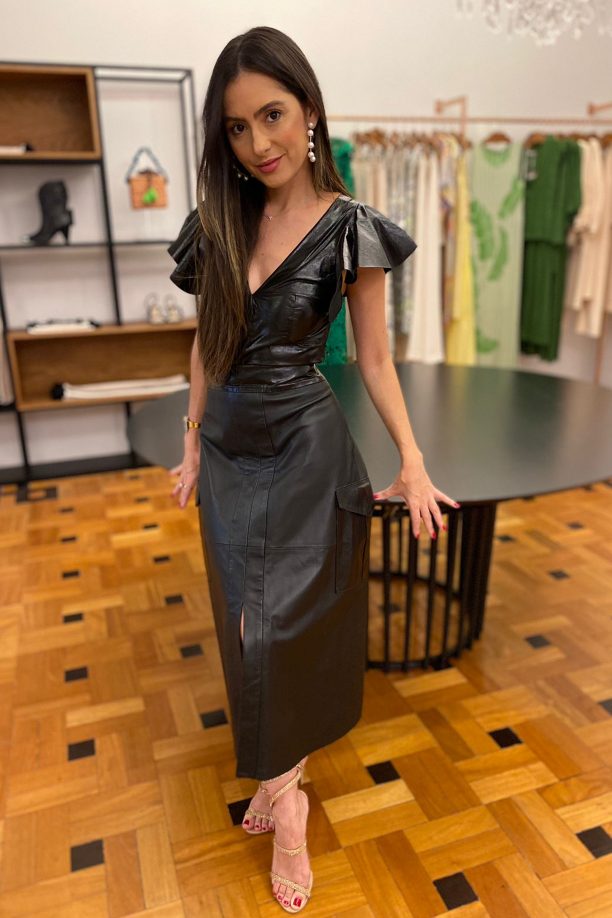 Saia Lápis de Couro Fenda Frontal