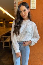 Calça Jeans com Pedraria