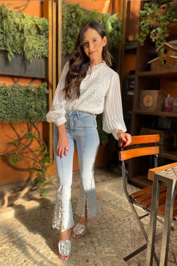 Calça Jeans com Pedraria