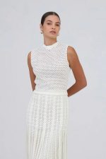 Blusa Sem Manga Com Furos Off White