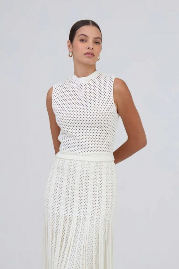 Blusa Sem Manga Com Furos Off White
