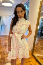 Vestido Manga Curta em Laise