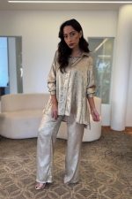 Conjunto com Aplicações em Strass