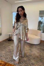 Conjunto com Aplicações em Strass