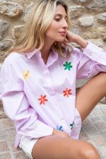 Camisa em Algodão Bordado Flores