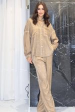 Conjunto Detalhes em Strass