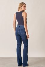 Calça Jeans Flare Acetinada