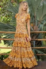 Vestido Floral e Amarração Detalhes Lurex