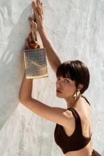 Bolsa Pequena Alça de Madeira