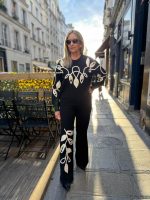 Conjunto Blusa e Calça Bordada